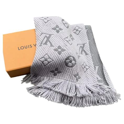 sciarpe lana e seta louis vuitton|sciarpa donna louis vuitton.